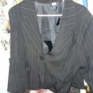 Studio 1940 black pinstripe single button blazer